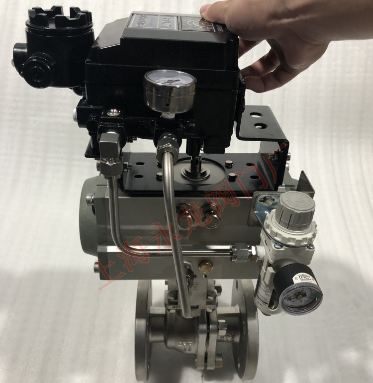 機(jī)械式液氨氣動(dòng)V型調(diào)節(jié)球閥