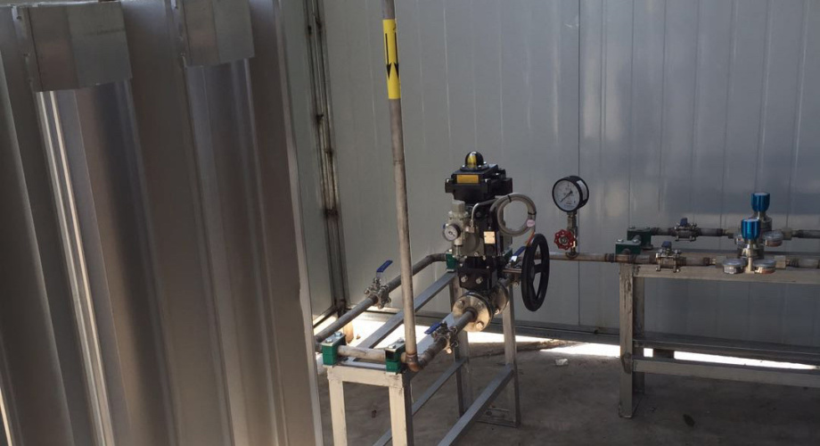 氣動(dòng)緊急切斷閥安裝現(xiàn)場(chǎng) 氣動(dòng)緊急切斷閥安裝現(xiàn)場(chǎng)