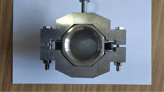 裝卸車(chē)快速接頭防脫裝置 裝卸車(chē)快速接頭防脫裝置