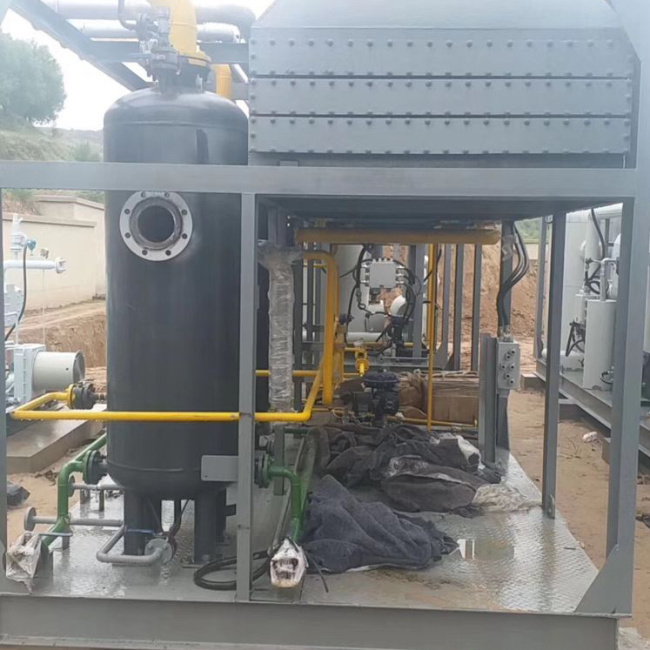 低溫長軸截止閥&液氬儲罐站安裝現(xiàn)場 低溫長軸截止閥&液氬儲罐站安裝現(xiàn)場