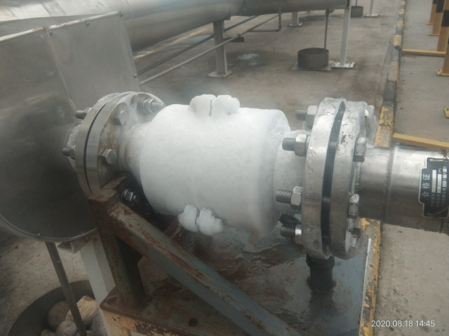 低溫拉斷閥-液氮儲(chǔ)罐現(xiàn)場(chǎng)